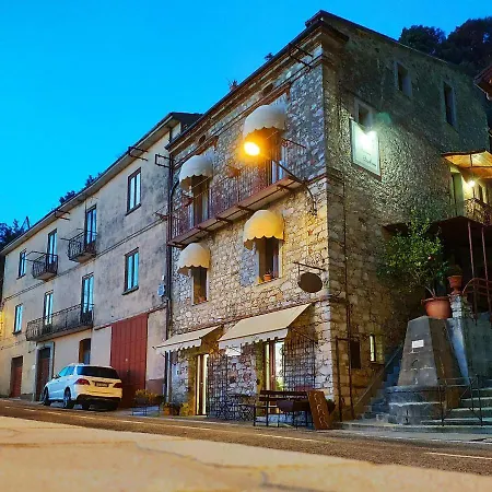 La Fontana Borbone فندق مبيت وإفطار