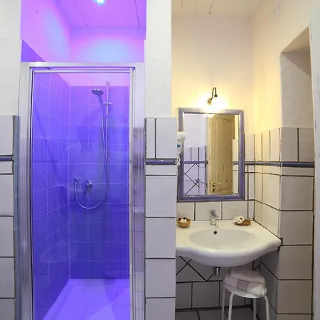 La Fontana Borbone فندق مبيت وإفطار 3*