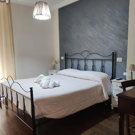 فندق مبيت وإفطار La Fontana Borbone لاوريا إنفيريوري