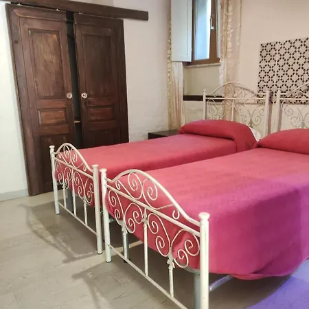 فندق مبيت وإفطار La Fontana Borbone لاوريا إنفيريوري