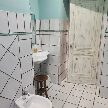 La Fontana Borbone 3* لاوريا إنفيريوري