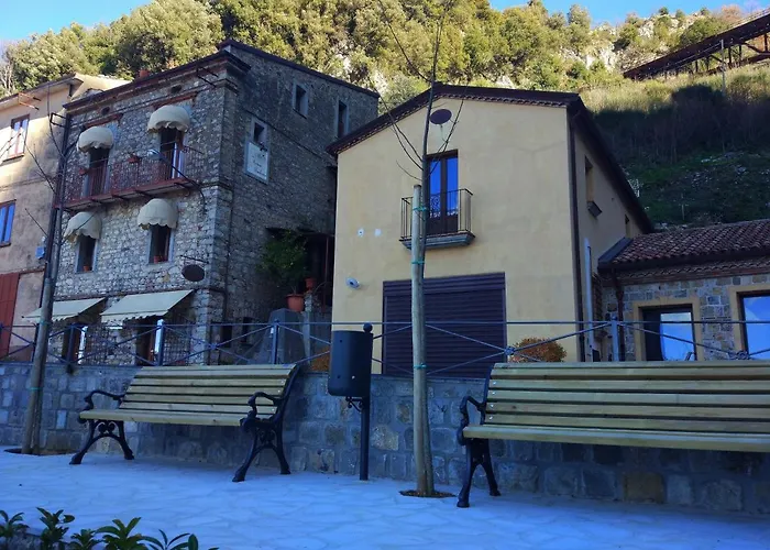 La Fontana Borbone 3* Lauria Inferiore